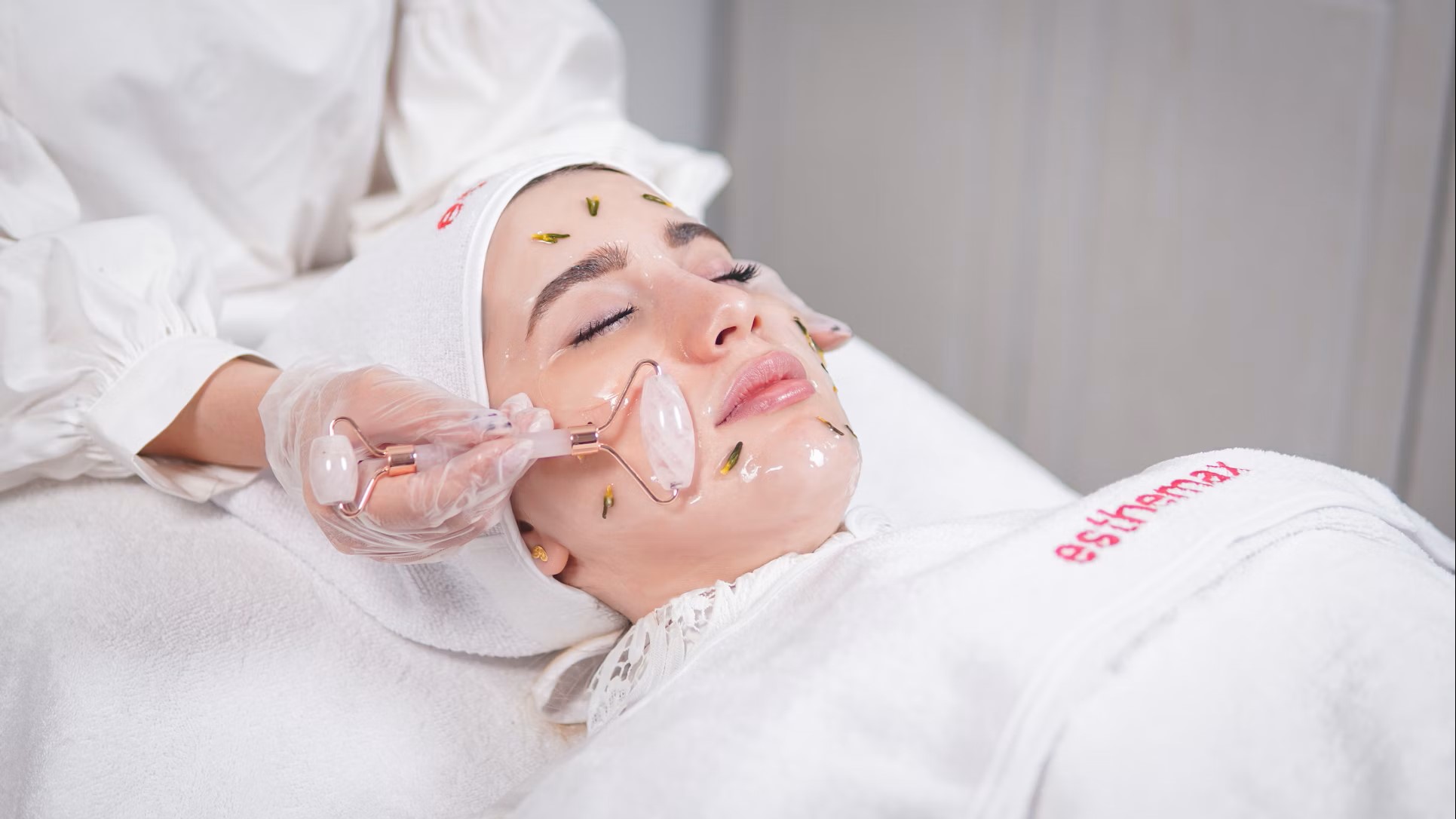 Post-acne vlekken: wat kun je eraan doen?